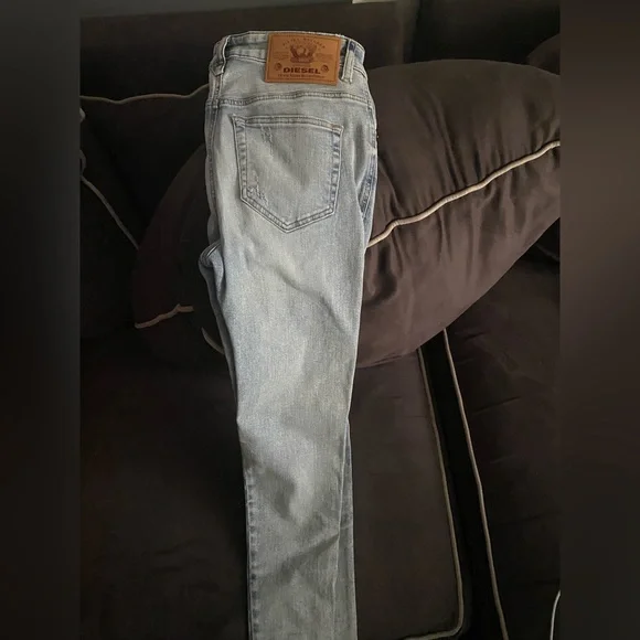 DIESEL®
D-Slandy High Rise
Skinny Jeans.    New with tags - Picture 5 of 6